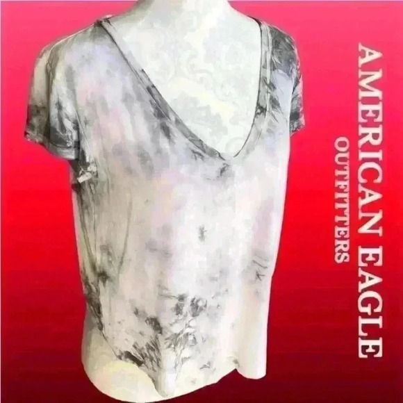 American Eagle 🦅 Favorite T-shirt - Picture 3 of 7